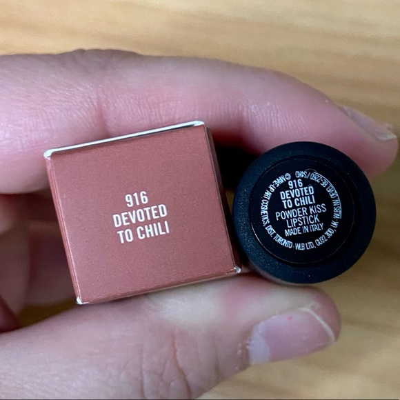 MAC Powder Kiss Lipstick in Devoted to Chili - Picture 4 of 12